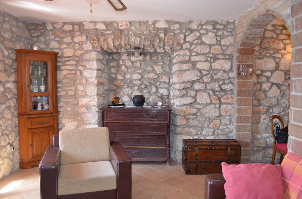 Apartment Sandi Baška Eksteriør billede