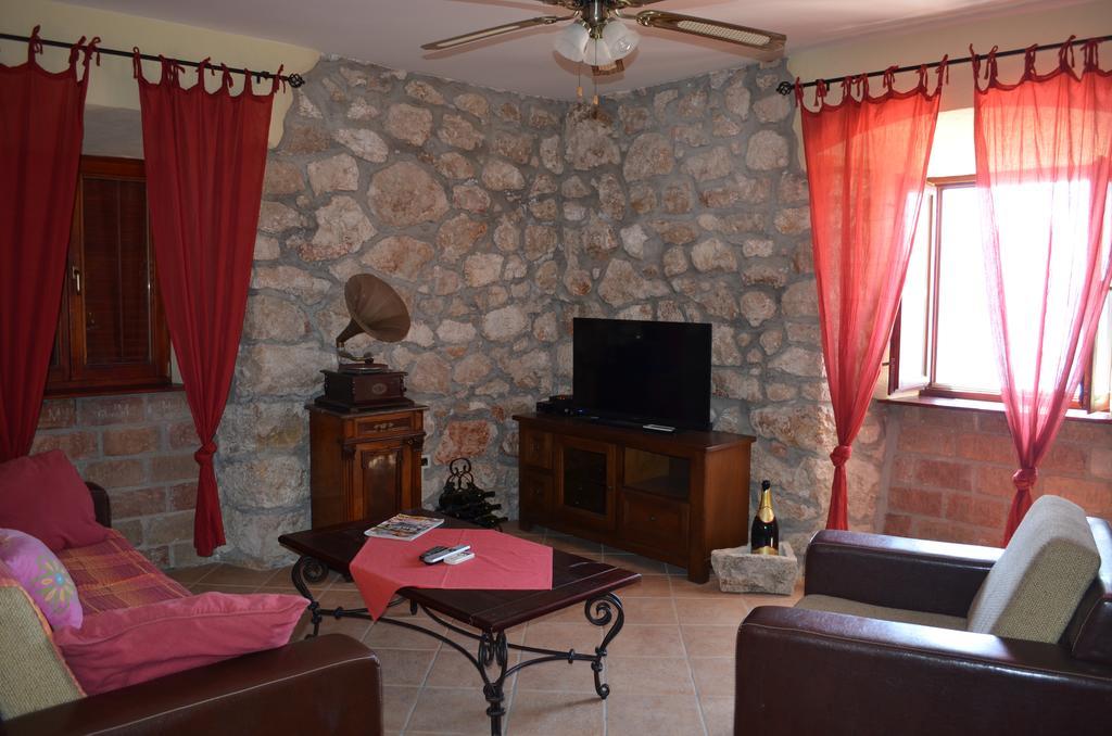 Apartment Sandi Baška Eksteriør billede