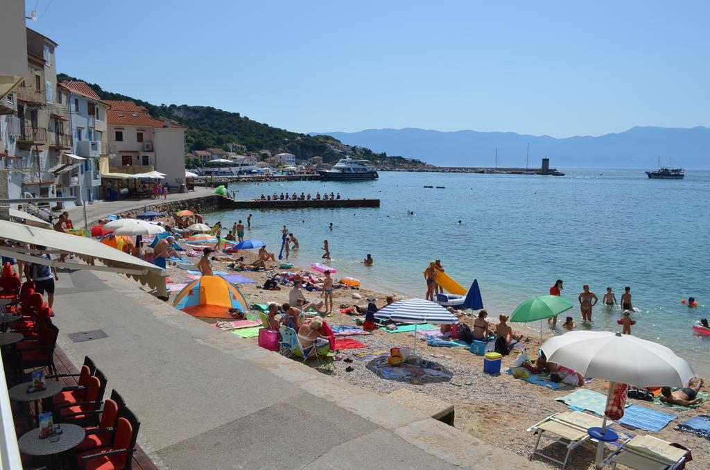 Apartment Sandi Baška Eksteriør billede