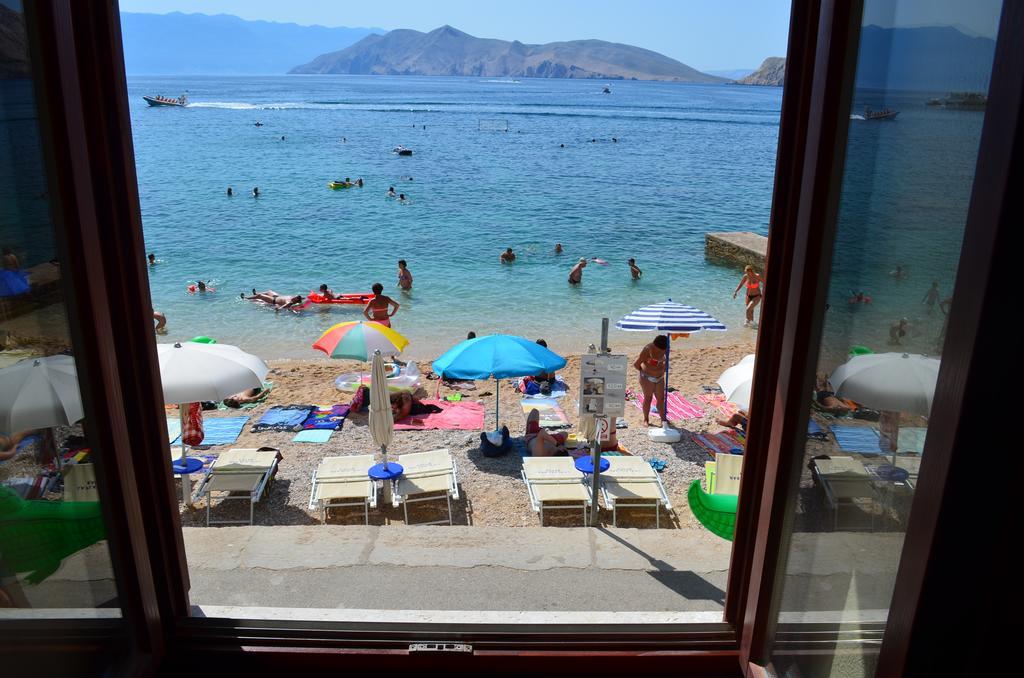 Apartment Sandi Baška Eksteriør billede